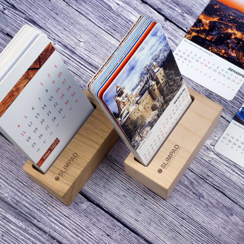 настольный деревянны календарь с карточками